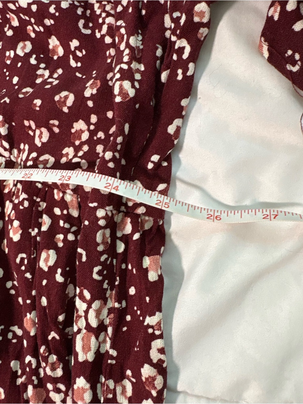 Torrid Burgundy Floral Ruffle V-Neck Dress Size 4x - Picture 6 of 7